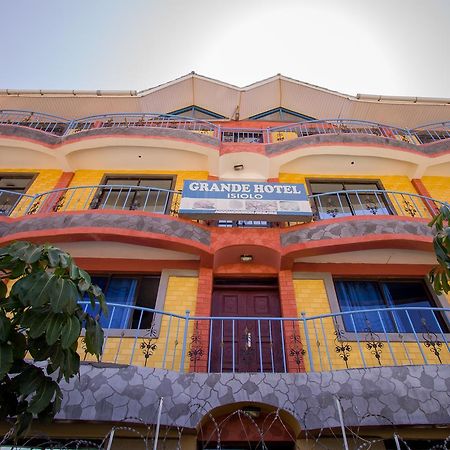 Grande Hotel Isiolo ภายนอก รูปภาพ