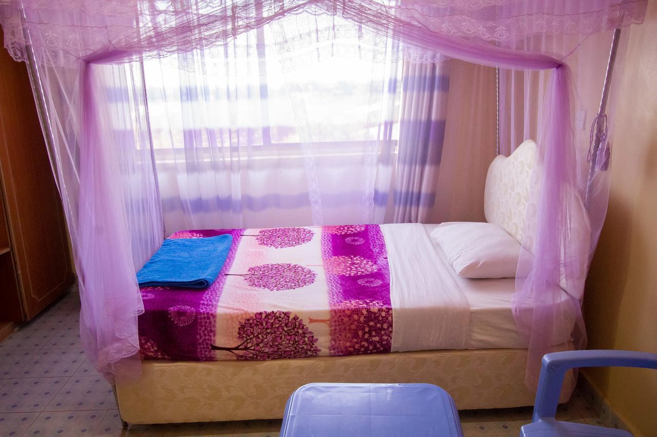 Grande Hotel Isiolo ภายนอก รูปภาพ