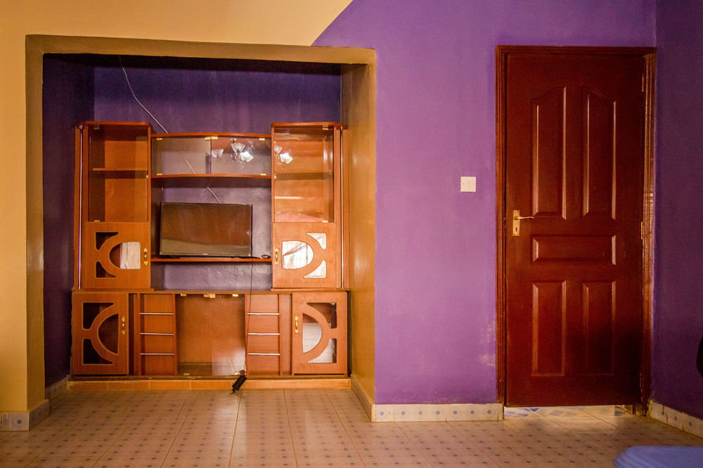 Grande Hotel Isiolo ภายนอก รูปภาพ